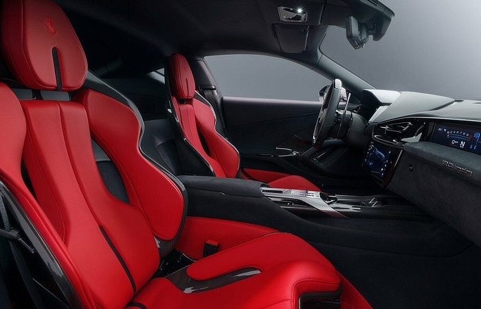 Ferrari 12 Cilindri by Novitech - Interior