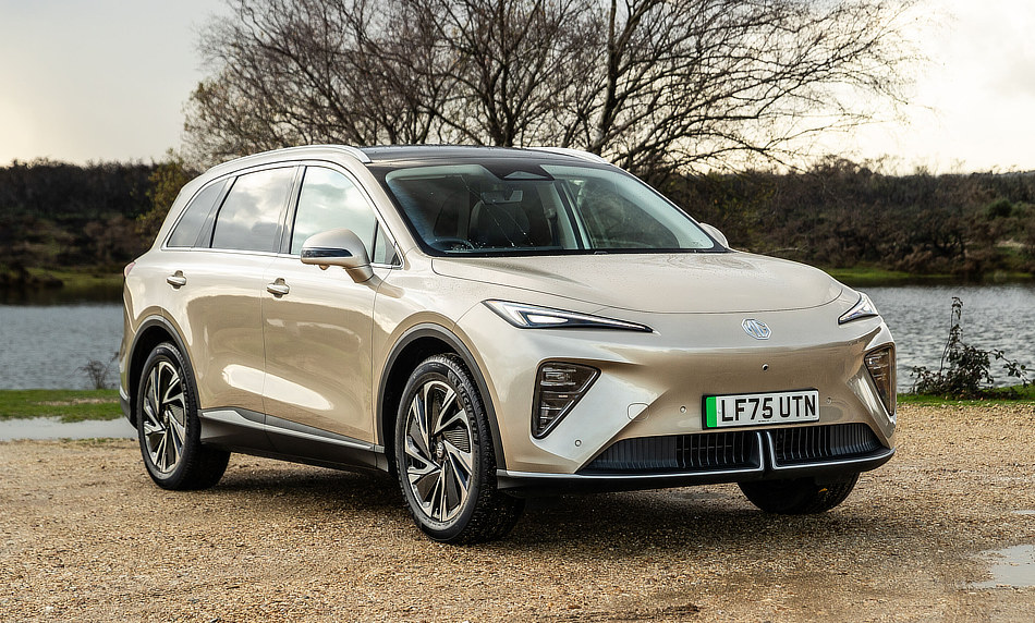 MGS6 EV Debuts With F1-Grade Braking Tech Pulled Directly From The Race Track