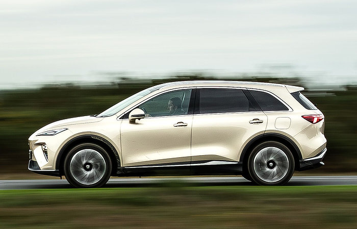 Beige Alert - MGS6 EV - Stancing