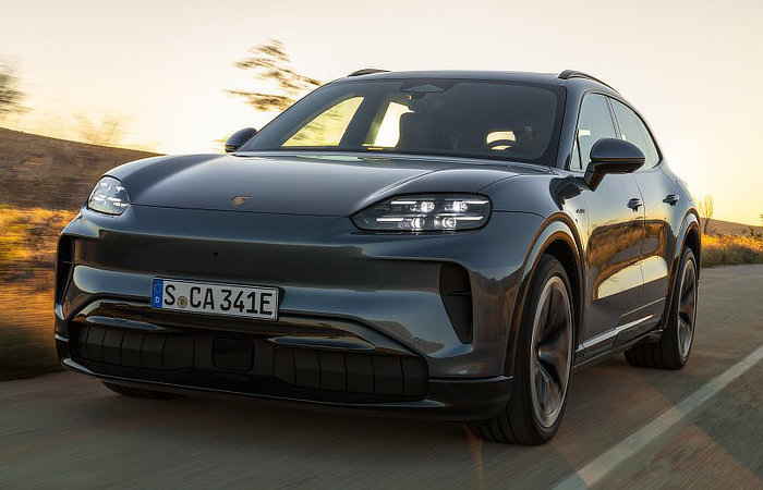2025 Porsche Cayenne Electric - Stancing