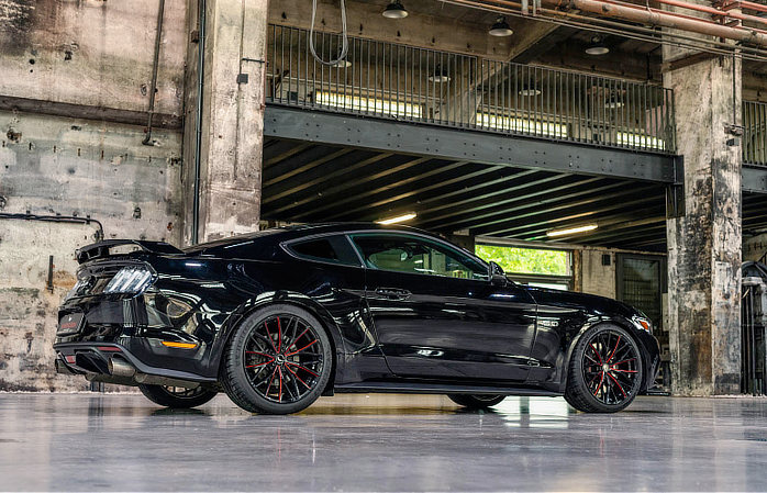 Ford Mustang 650S Barracuda Edition - Stancing