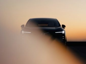 Volvo EX60 Gigacasting