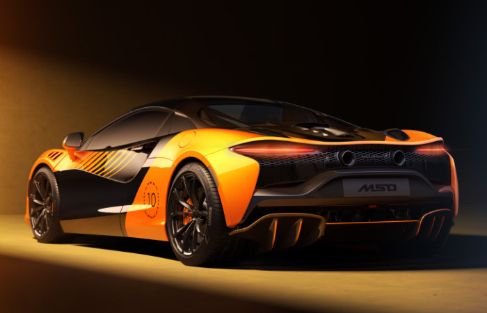 McLaren Artura MCL39 Championship Edition - Stanced