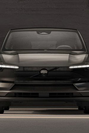 Volvo EX30 Black Edition - Stance