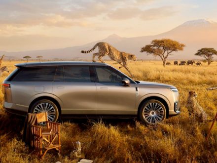 Xpeng GX Crossover SUV