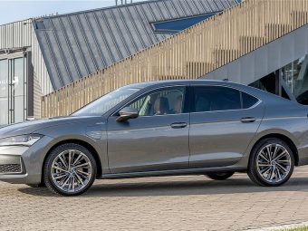 Skoda Superb PHEV - 2026