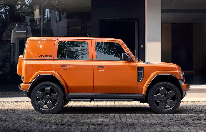 Chery V23 Baby Defender Clone - Stanced