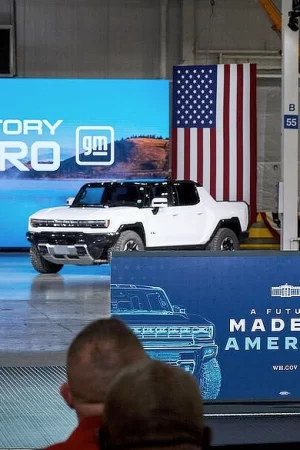 General Motors abandons EV strategy