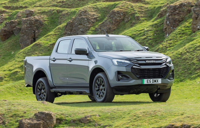 Isuzu D-Max EV - Master