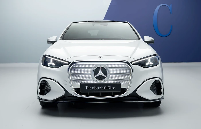 Mercedes Class EV - Stance