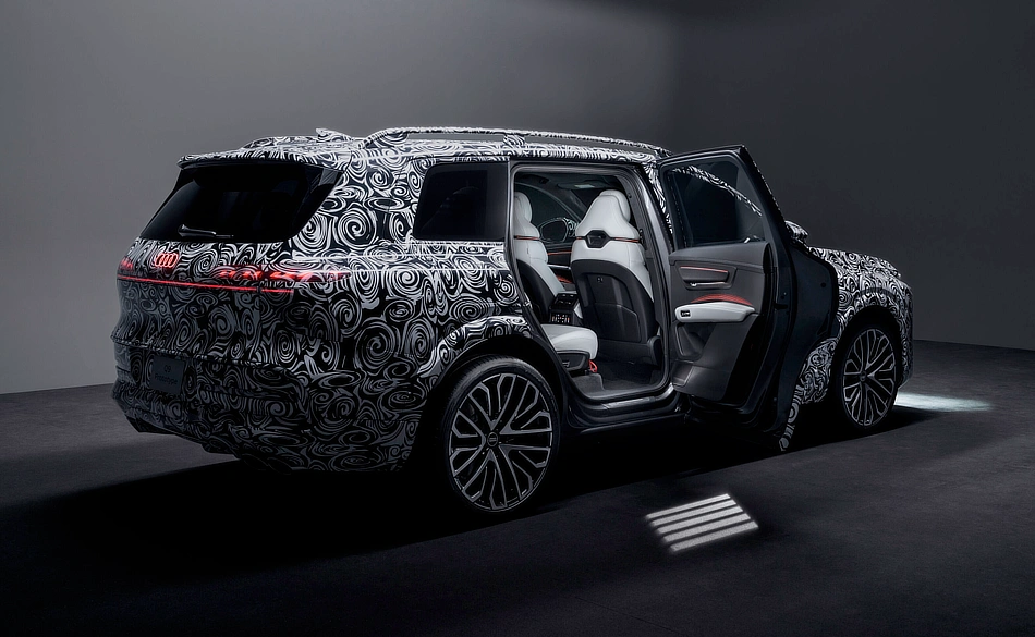 Audi Q9 Interior Reveal - Master