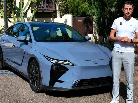 Autogefuhl reviews the new Lexus ES sedan