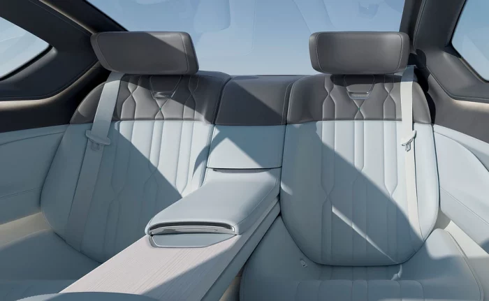 Vision BMW Alpina - Plus Two Interior