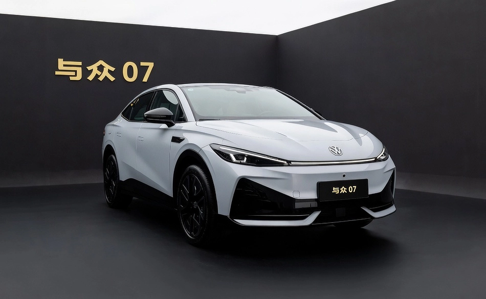 Volkswagen ID Unyx 07 by Xpeng