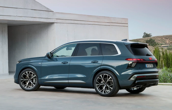 2026 Audi Q7 - Stance