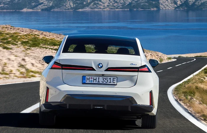 BMW i3 Neue Klasse - Stancing All The Way