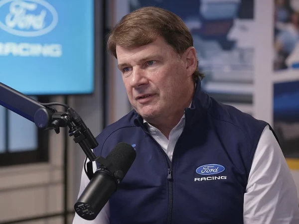Jim Farley - Ford CEO inks battery production deal with CATL