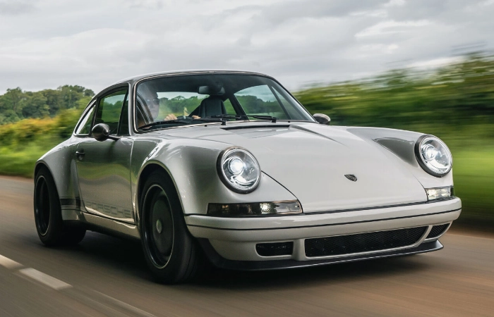 Theon Design Porsche 911 Restored - Carbon Fibre Masterpiece - Motion Stance
