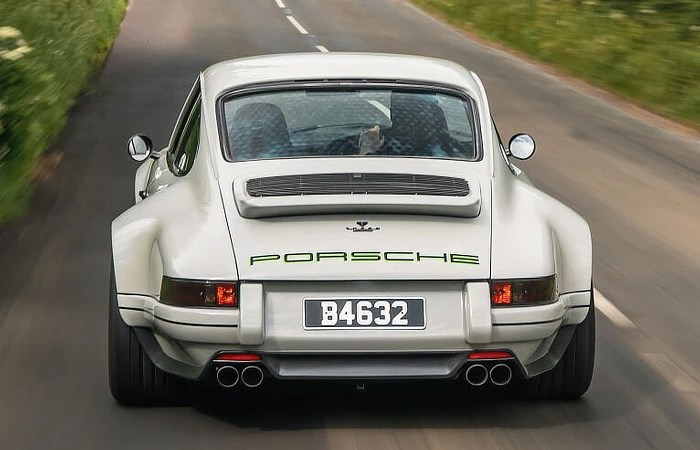 Theon Design Porsche 911 Restored - Carbon Fibre Masterpiece - Motion Stancing
