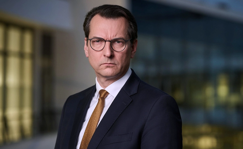 New BMW CEO Pulls Out of Paris Motor Show As Cost-Cutting Takes Priority