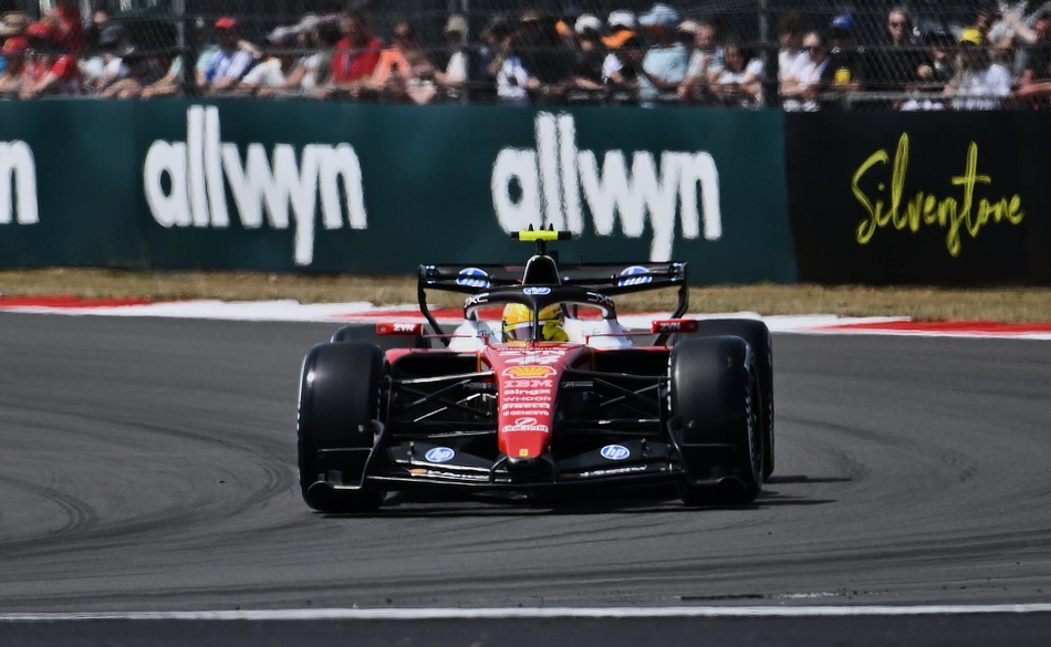 2026 British GP - Lewis Hamilton Tops the time sheets