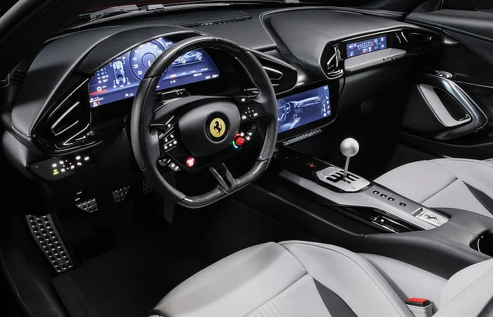 Ferrari 12Cilindri Manuale - Interior