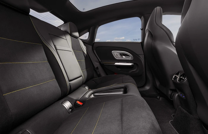 Mercedes AMG CLA 45 4Matic - Second Row