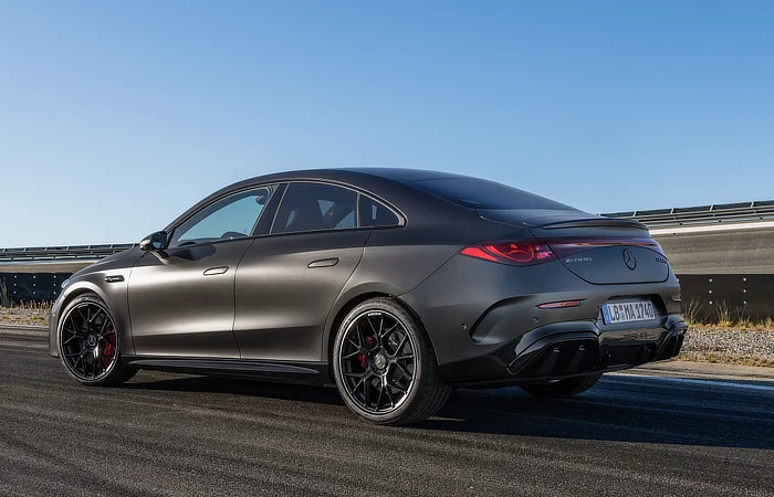 Mercedes AMG CLA 45 4Matic - Stanced