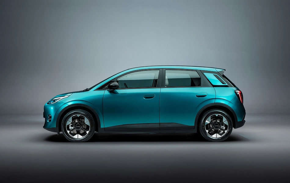 Aion UT - EV supermini