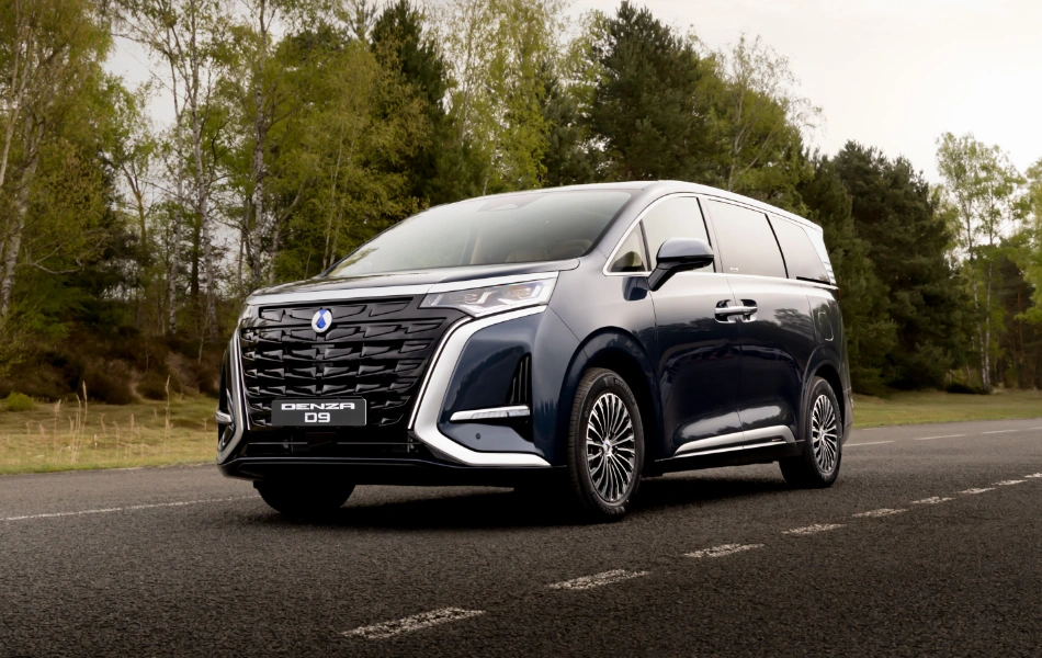 Denza D9 MPV - Master
