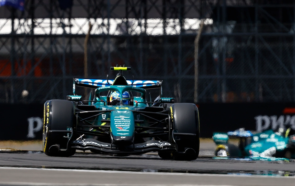 Fernando Alosno driving the Aston Martin AMR26 at the 2026 British Grand Prix