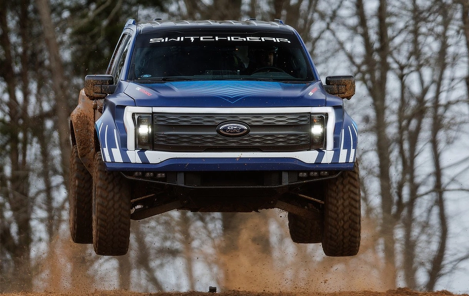 Ford F150 Lightning AirMax