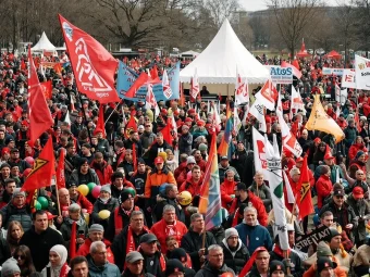Germany's IG Metal Union protesting Volkswagen job cuts