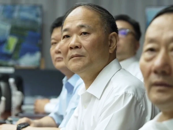 Master Shift - Geely Chairman and CEO