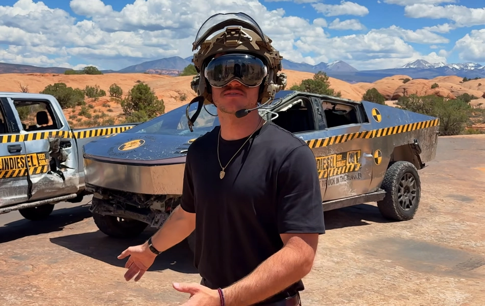 WhistlinDiesel - Durability testing a Ctesla Cybertruck to destruction