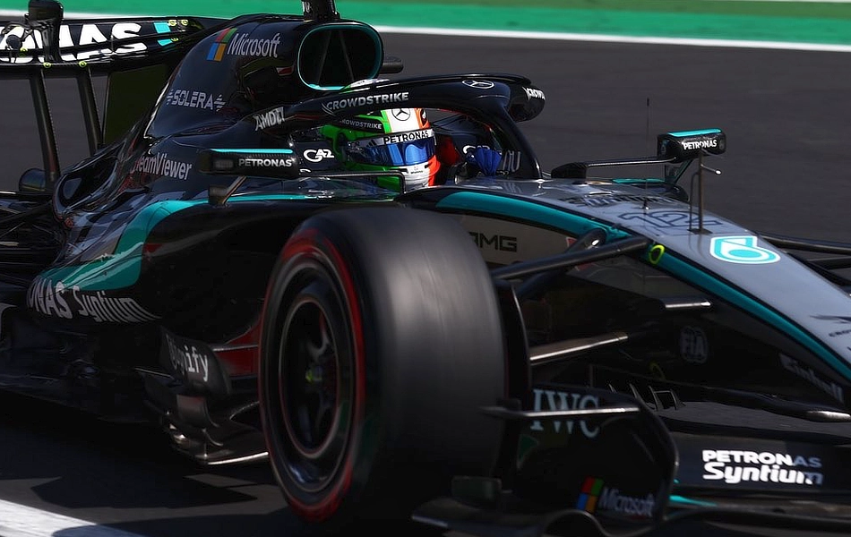 2026 Italian Grand Prix - Kimi Antonelli leading