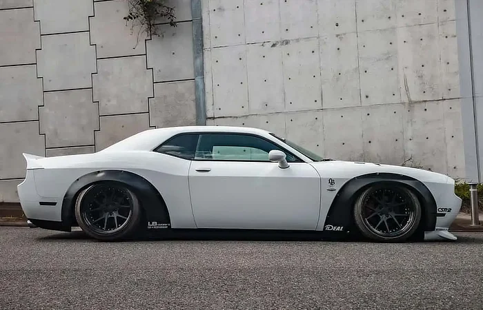 Dodge Challenger by Liberty Walk - Stance