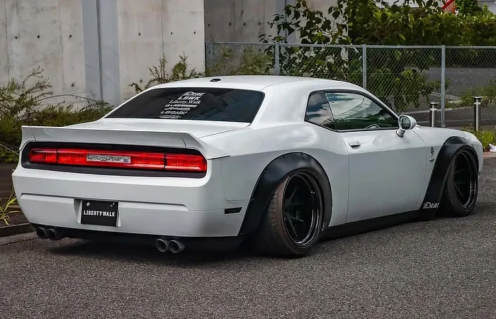 Dodge Challenger by Liberty Walk - Stanced