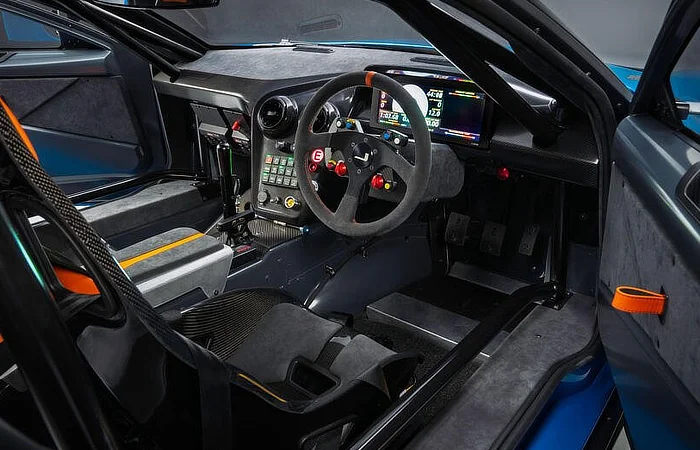 Jensen Interceptor GTX V8 - Interior
