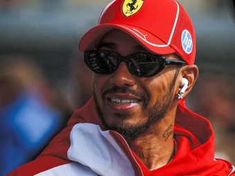 Lewis Hamilton supports Macklemore after Loop Tour removal