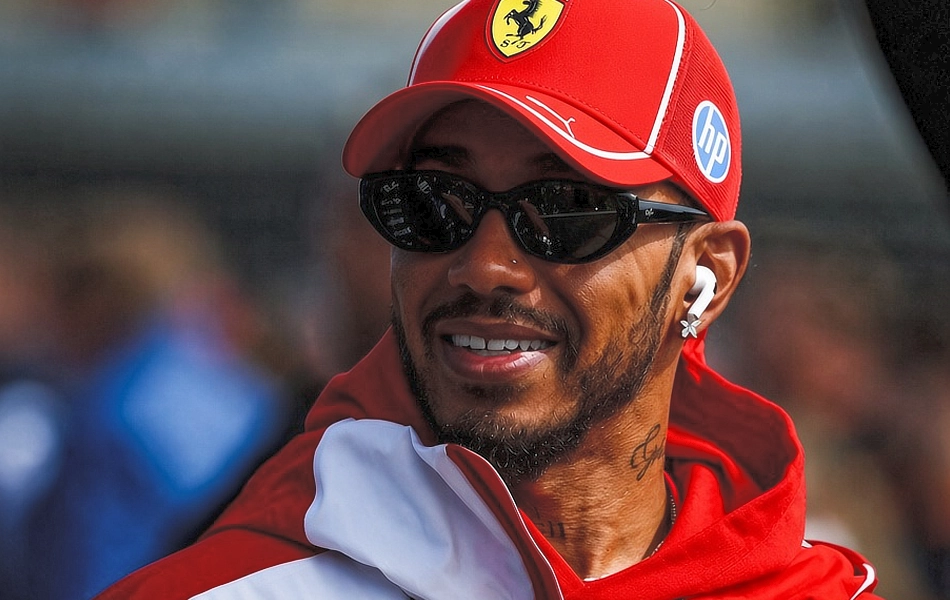 Lewis Hamilton supports Macklemore after Loop Tour removal