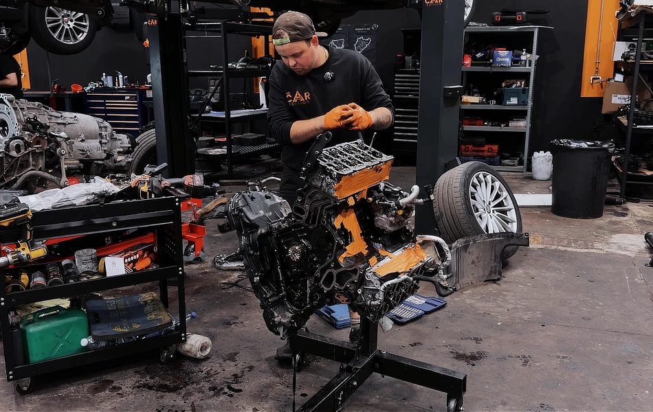 The Car Edition Rebuilds a damaged Audi A* V6 TDi after death rattle