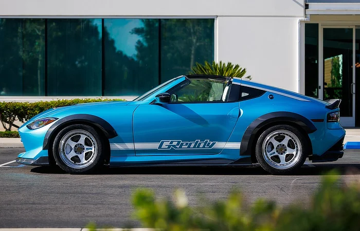 Z Kaze Concept - Stance