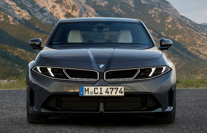 BMW 3 Series Neue Klasse - Stancered