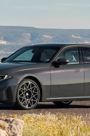 BMW i3 Sedan - Master