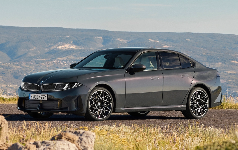 BMW i3 Sedan - Master
