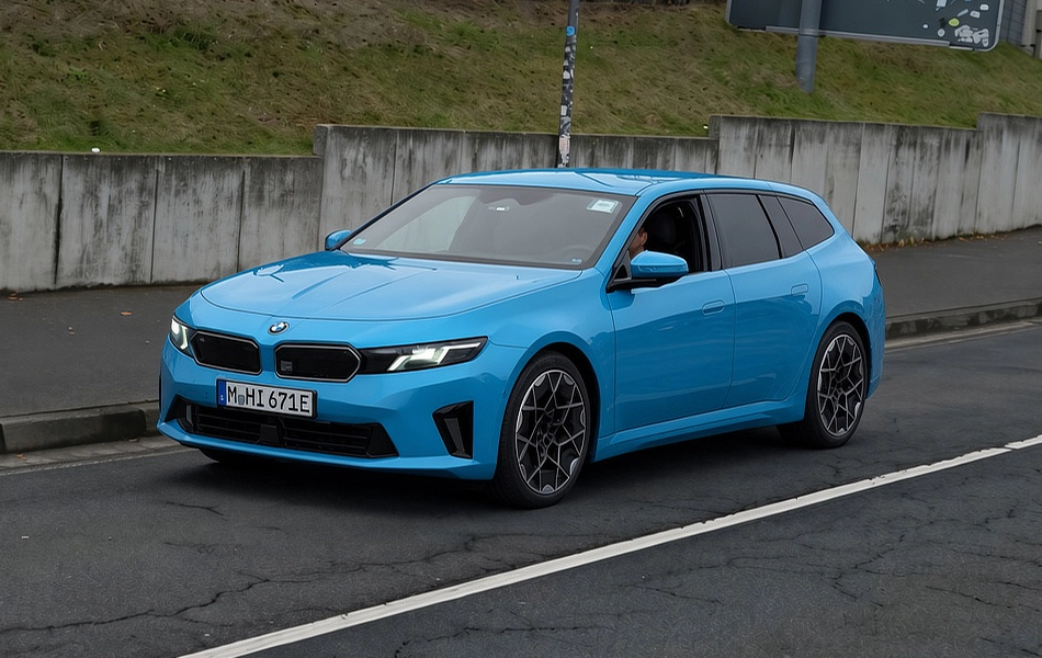 BMW i3 Touring - Spy Shot Testing - Master