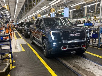 General Motors sales decline