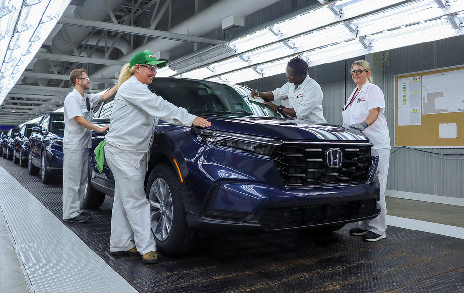 Honda Delays Next CR-V Production As Demand Surges