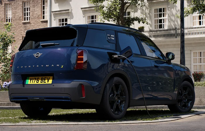 Mini Countryman SE Midnight Edition - Stanced